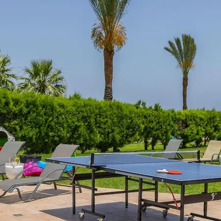 Villa Sunnyvillas: 4br Seafront Villa*private Pool*bw44 Protaras